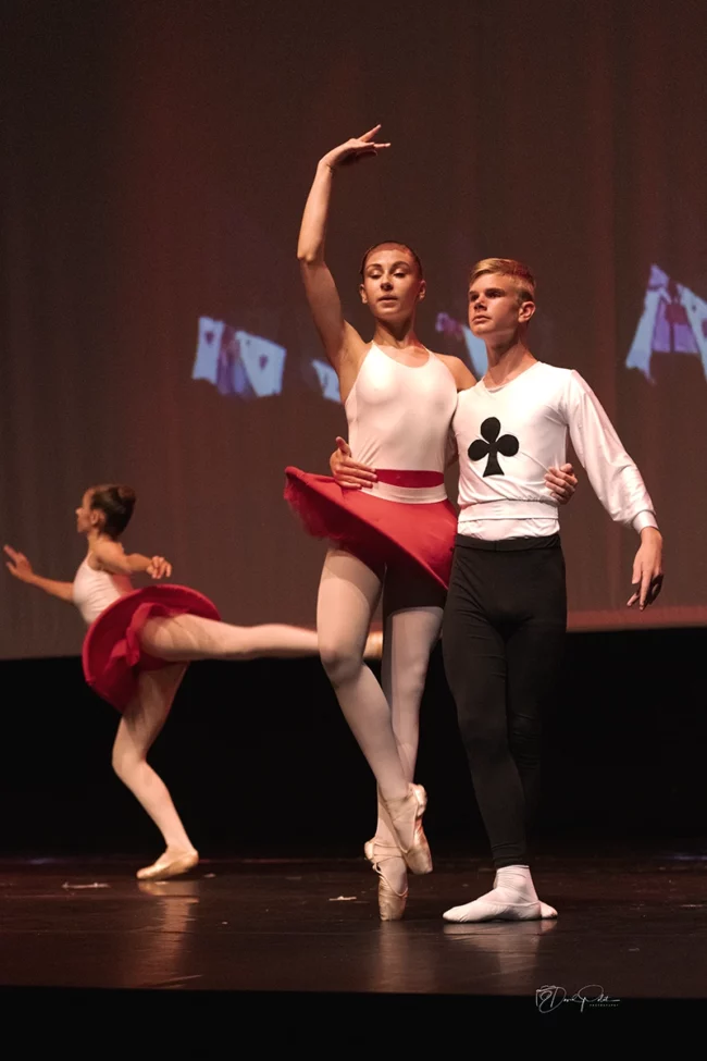 Laureline Le Goff dans un pas de deux élégant en danse classique