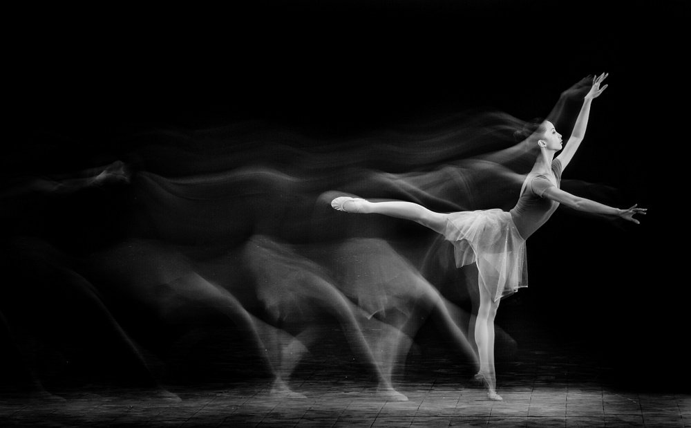 séance photo danse mouvement fluide danseuse effet artistique flou