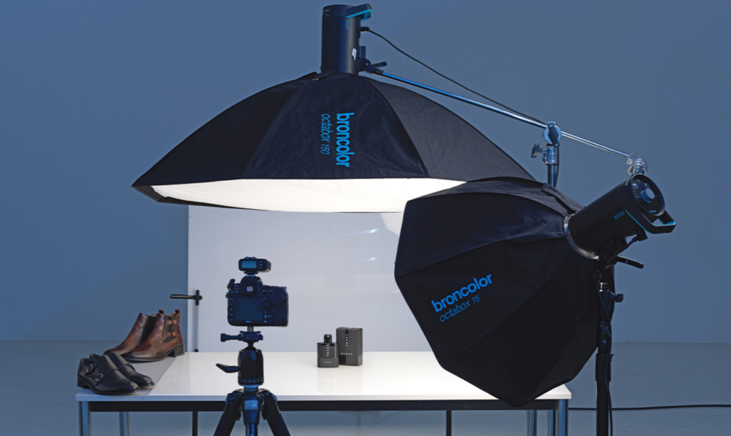 studio photo produit avec éclairage professionnel pour shooting packshot