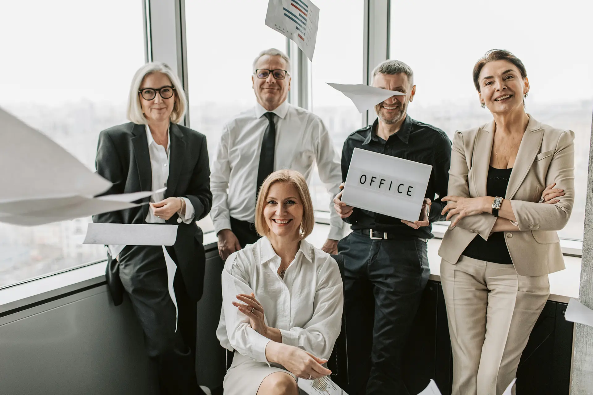 Photo d’équipe corporate pour valoriser l’image de marque entreprise